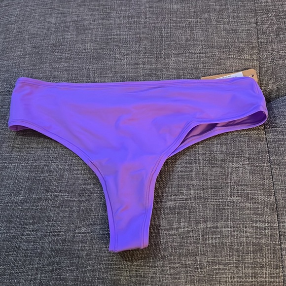 SKIMS Other - Skims Fit Everybody Thong